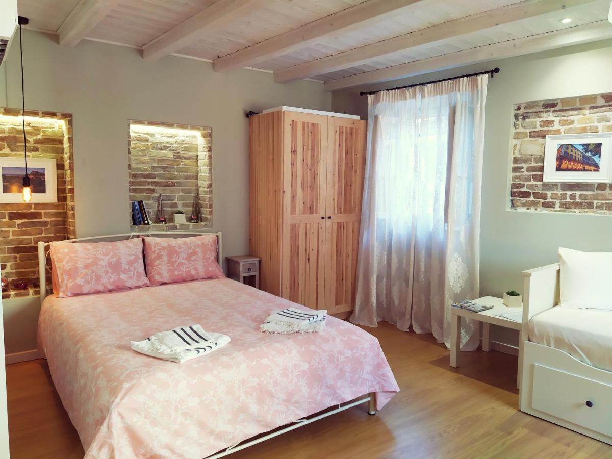 Suitedreams,Next To St.Spiridon Church Corfu  Εξωτερικό φωτογραφία